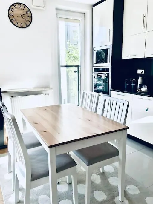 Apartment Nowoczesny Apartament Na Pradze Warsaw Poland